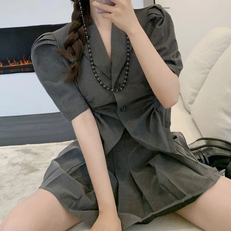 2021 Summer Two Piece Sets Womens Outfits Vintage Short Sleeve Slim Drawstring Casual Suit Blazer+ Versatile Pleated Mini Skirts
2021 Summer Two Piece Sets Womens Outfits Vintage Short Sleeve Slim Drawstring Casual Suit Blazer+ Versatile Pleated Mini Skirts