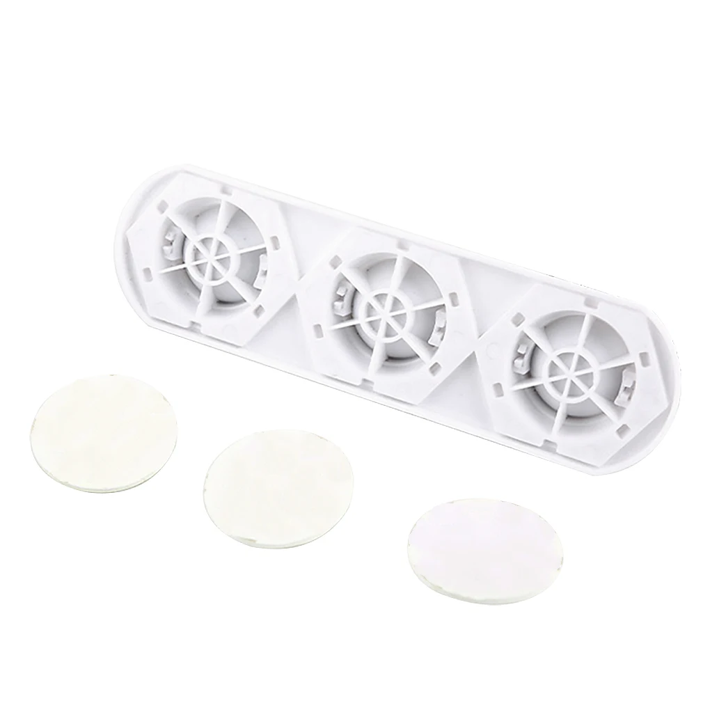 Pet Spin Ball Adhesive Pet Toy Ball Animal Plastic Chew Toy for Grinding Cleaning Teeth
Pet Spin Ball Adhesive Pet Toy Ball Animal Plastic Chew Toy for Grinding Cleaning Teeth