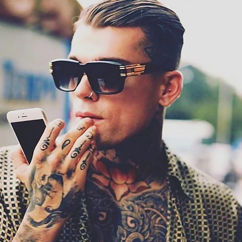 2022 DPZ fashion Oversized Men luxury Brand designer Large frame men sunglasses Gradient lenses uv400 Vintage male Oculos De Sol
2022 DPZ fashion Oversized Men luxury Brand designer Large frame men sunglasses Gradient lenses uv400 Vintage male Oculos De Sol