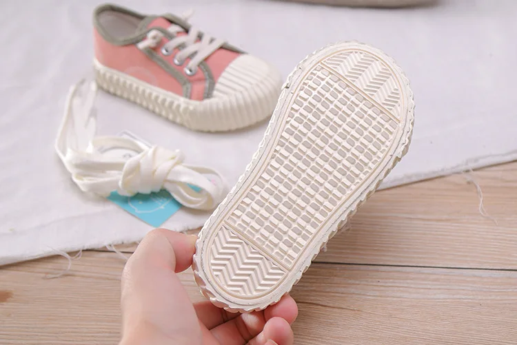 2019 Autumn Children Casual Shoes for Girls and Boys Candy Color Canvas Shoes for Kids Boys Rubber Sole Flat Shoes Anti-slippery
2019 Autumn Children Casual Shoes for Girls and Boys Candy Color Canvas Shoes for Kids Boys Rubber Sole Flat Shoes Anti-slippery