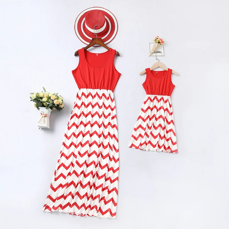 Summer New Parent-child Mother and Daughter Vest Dress Mom and Daughter Fashion Striped Dress Family Matching Clothes
Summer New Parent-child Mother and Daughter Vest Dress Mom and Daughter Fashion Striped Dress Family Matching Clothes