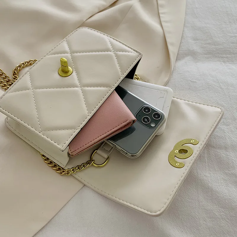 New Sewing Thread Pattern Women's PU Leather Clamshell Chain Shoulder Bag Female Luxury Designer Small Square Crossbody Bags Sac
New Sewing Thread Pattern Women's PU Leather Clamshell Chain Shoulder Bag Female Luxury Designer Small Square Crossbody Bags Sac