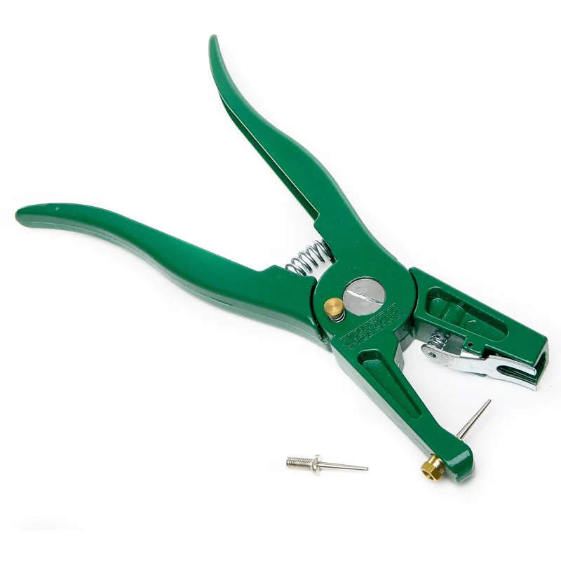 Ear tag pliers Animal Control Device Green Metal ear thorn tongs Swine Cow Sheep Rabbit Identification tool with two needles
Ear tag pliers Animal Control Device Green Metal ear thorn tongs Swine Cow Sheep Rabbit Identification tool with two needles
