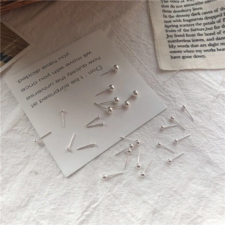 Keep ear holes round beads peas Earrings female simple fashion versatile net red student ear stick Mini ear bone nail anti
Keep ear holes round beads peas Earrings female simple fashion versatile net red student ear stick Mini ear bone nail anti