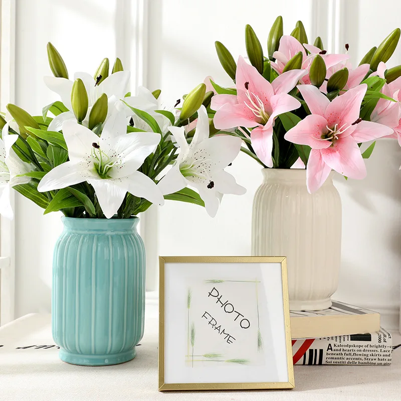 Silk Artificial Lily Flowers European Multicolor Bridal Fake Flowers Bouquet Wedding Home Party Decoration Mother's Day Gift 
Silk Artificial Lily Flowers European Multicolor Bridal Fake Flowers Bouquet Wedding Home Party Decoration Mother's Day Gift