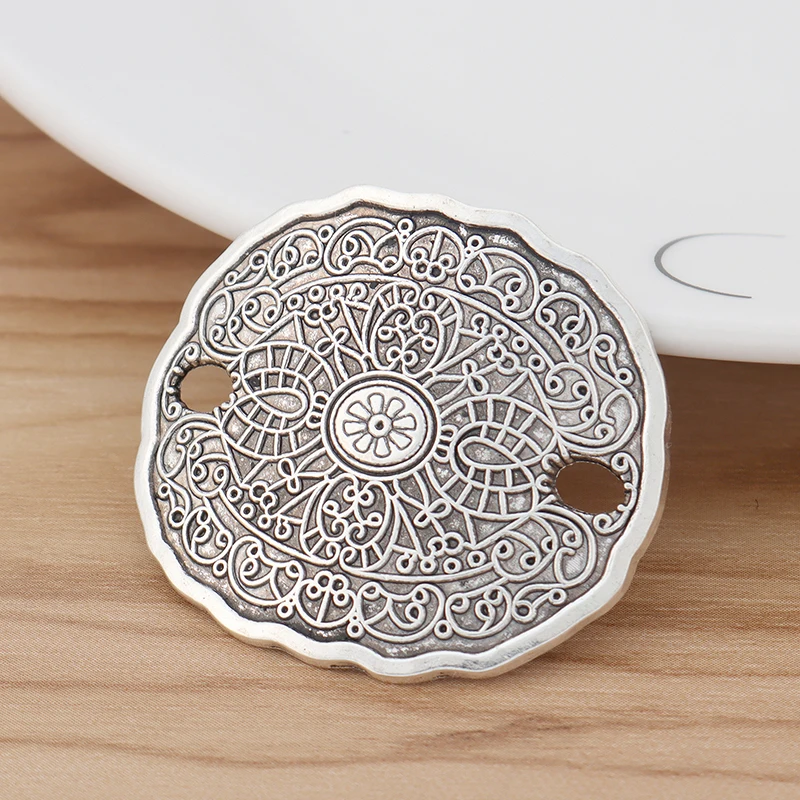 5 Pieces Tibetan Silver Color Alloy Oval Disc Connectors Charms Pendants for DIY Bracelet Jewellery Making Findings Accessories
5 Pieces Tibetan Silver Color Alloy Oval Disc Connectors Charms Pendants for DIY Bracelet Jewellery Making Findings Accessories