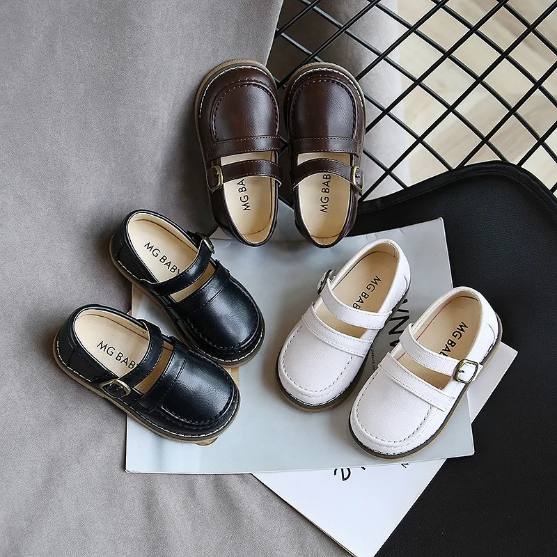 2021 new children shoes soft soled anti slip small shoes versatile single shoes performance shoes
2021 new children shoes soft soled anti slip small shoes versatile single shoes performance shoes