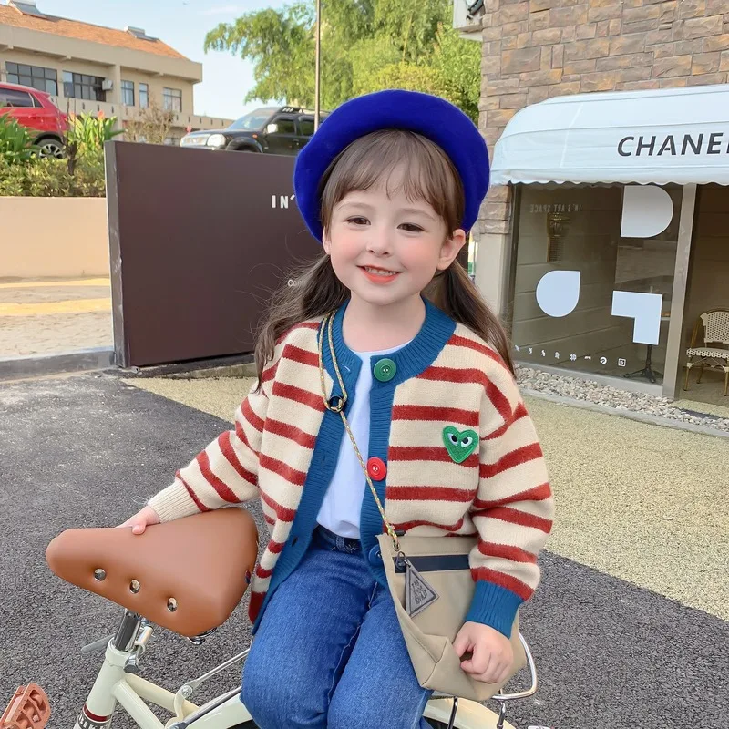 2022 Baby Girl Spring Clothes Knitted Sweater Toddler Cardigan Sweater Kids Designer Clothes Striped Clothes Children Outwear
2022 Baby Girl Spring Clothes Knitted Sweater Toddler Cardigan Sweater Kids Designer Clothes Striped Clothes Children Outwear