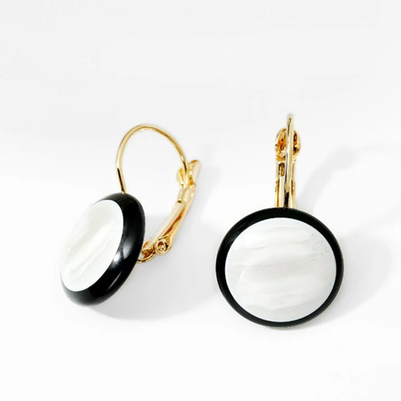 Geometric simple personality Earrings female temperament Earrings long earrings small earrings
Geometric simple personality Earrings female temperament Earrings long earrings small earrings