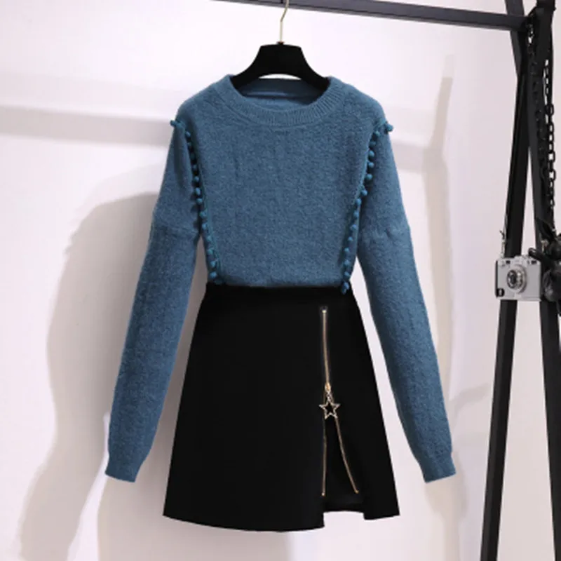 Knitting Two Piece Set Autumn Women Solid Hairball Loose Pullover Sweater + Chic Zipper Split A-Line Mini Skirt Female Suits
Knitting Two Piece Set Autumn Women Solid Hairball Loose Pullover Sweater + Chic Zipper Split A-Line Mini Skirt Female Suits