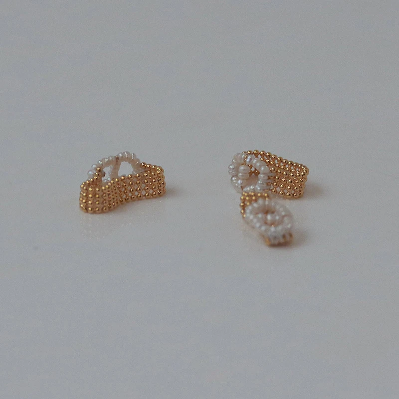 TOSAKO Rings Gold Color Vintage Simplicity Female Jewelry Geometric Trend Chain Pearl
TOSAKO Rings Gold Color Vintage Simplicity Female Jewelry Geometric Trend Chain Pearl