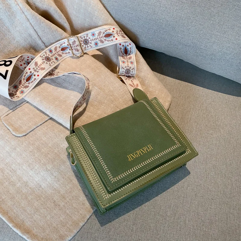 New Woman Shoulder Bag Fashionable Simple Chain Messenger Bag High Quality Luxury Designer Handbag 2021 New Female Underarm Bag
New Woman Shoulder Bag Fashionable Simple Chain Messenger Bag High Quality Luxury Designer Handbag 2021 New Female Underarm Bag