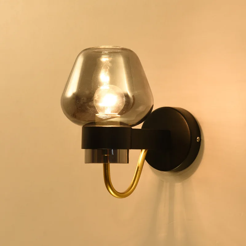 Modern Simple Bedside Lamp Cafe Restaurant Bedroom Creative Glass Wall Light High Quality Indoor American Corridor Sconce E27
Modern Simple Bedside Lamp Cafe Restaurant Bedroom Creative Glass Wall Light High Quality Indoor American Corridor Sconce E27