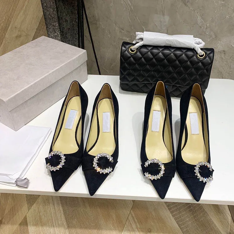 2020 New Sexy Pointed Toe High Heel Shoes Woman Black Leather Thin Heels Pumps White Rhinestone Decorations Party Dress heels
2020 New Sexy Pointed Toe High Heel Shoes Woman Black Leather Thin Heels Pumps White Rhinestone Decorations Party Dress heels