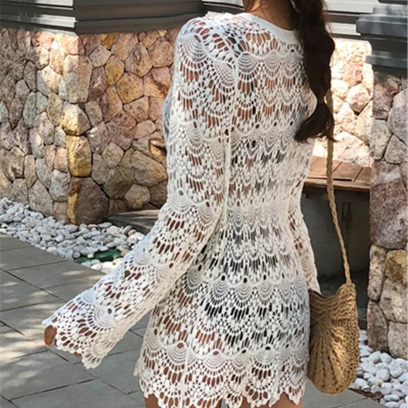 Outdoor Beach Bathing Suit Women's Outdoor Blouse Lace Sweater Hollow out in the Long Version of the Outer Shirt Swimwear
Outdoor Beach Bathing Suit Women's Outdoor Blouse Lace Sweater Hollow out in the Long Version of the Outer Shirt Swimwear