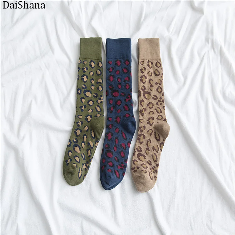 1 Pair High Quality Fashion Autumn Winter Women Socks Sexy Wild Trendy Lady Socks Long Cotton Leopard Print Retro Girl Socks
1 Pair High Quality Fashion Autumn Winter Women Socks Sexy Wild Trendy Lady Socks Long Cotton Leopard Print Retro Girl Socks
