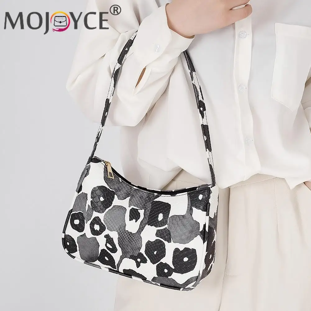 Casual Women PU Leather Small Handbag Fashion Printed Shoulder Underarm Purse Portable Travel Panelled Zipper Closure Bags
Casual Women PU Leather Small Handbag Fashion Printed Shoulder Underarm Purse Portable Travel Panelled Zipper Closure Bags