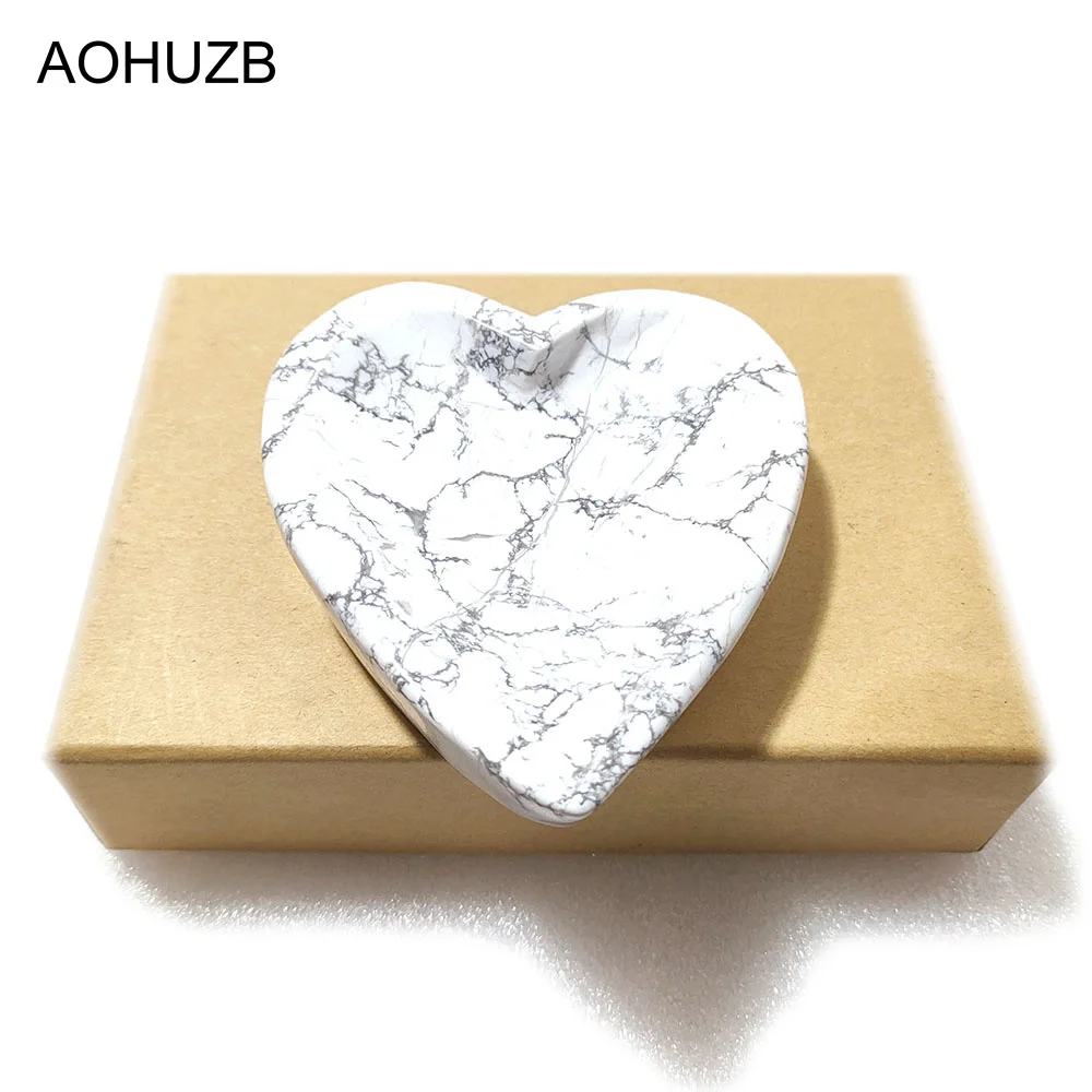 Natural Crystals Quartz Wholesale High Quality Howlite Heart Shaped Bowl For Sale Energy Reiki Healing Office Decoration Gemston
Natural Crystals Quartz Wholesale High Quality Howlite Heart Shaped Bowl For Sale Energy Reiki Healing Office Decoration Gemston
