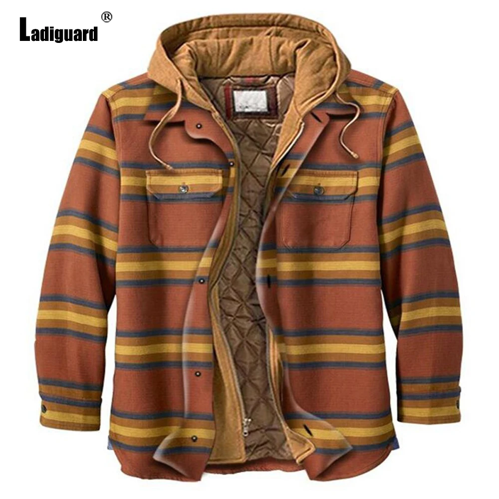 Ladiguard 2021 Men Fashion Plaid Jackets Male Patchwork Top Streetwear Long Sleeve Coats Sexy Mens Clothing Plus Size S-5XL
Ladiguard 2021 Men Fashion Plaid Jackets Male Patchwork Top Streetwear Long Sleeve Coats Sexy Mens Clothing Plus Size S-5XL
