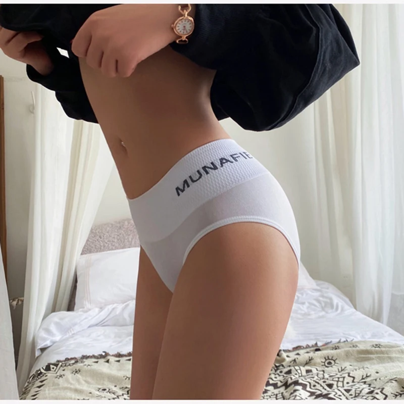 New Women's Sexy White Cotton Panties Underwear Female Fashion Seamless Soft Briefs High Waist Comfort Ladies Intimates Lingerie
New Women's Sexy White Cotton Panties Underwear Female Fashion Seamless Soft Briefs High Waist Comfort Ladies Intimates Lingerie