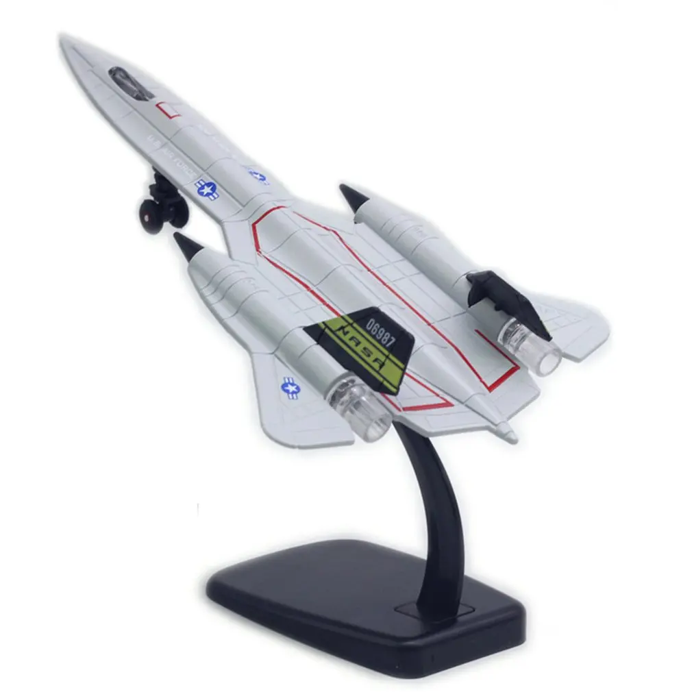 Модель летательного аппарата Blackbird, литье под давлением, коллекционная игрушка, транспортный самолет, истребитель, вертолет с подсветкой и ...
Модель летательного аппарата Blackbird, литье под давлением, коллекционная игрушка, транспортный самолет, истребитель, вертолет с подсветкой и ...