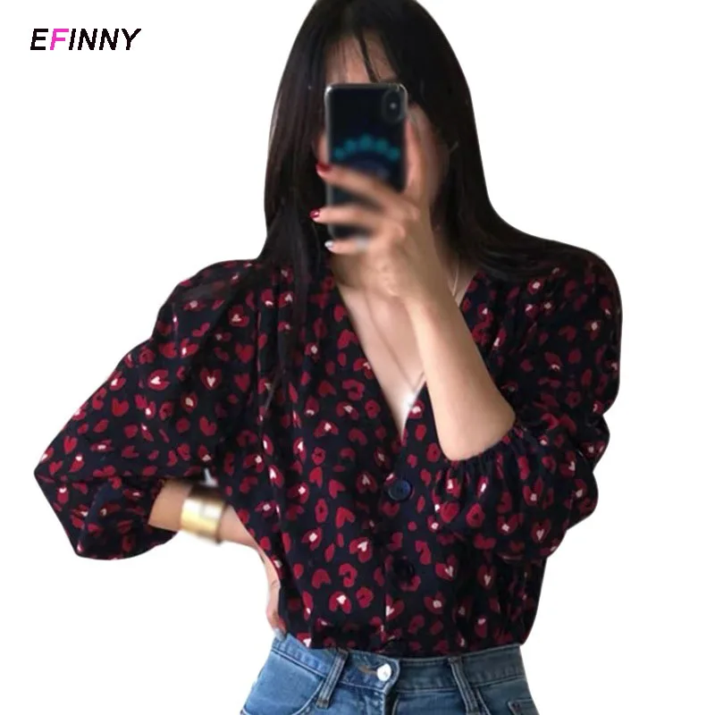 Women's T-shirt V-neck Floral Print Tops Loose Women's Wear 2021 Summer T-shirts Women's Blouse Korean Japanese Style Tops
Women's T-shirt V-neck Floral Print Tops Loose Women's Wear 2021 Summer T-shirts Women's Blouse Korean Japanese Style Tops