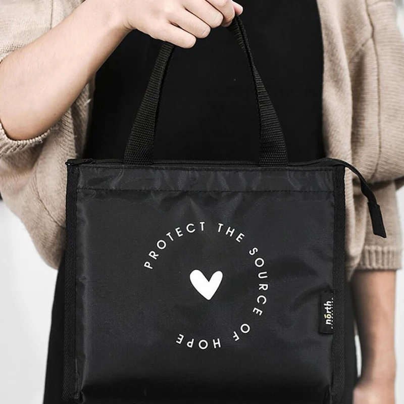 Portable Lunch Box Camping Picnic Handbag Insulated Oxford Cloth Waterproof Black Universal Insulated Lunch Box
Portable Lunch Box Camping Picnic Handbag Insulated Oxford Cloth Waterproof Black Universal Insulated Lunch Box