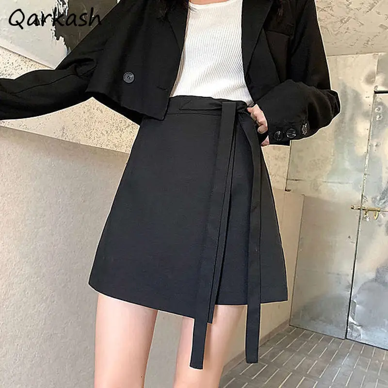 Skirts Women Elegant Above Knee Simple Solid Black Waist Bandage Empire Sexy A-line Girls Daily Office Popular Basic Summer Chic
Skirts Women Elegant Above Knee Simple Solid Black Waist Bandage Empire Sexy A-line Girls Daily Office Popular Basic Summer Chic