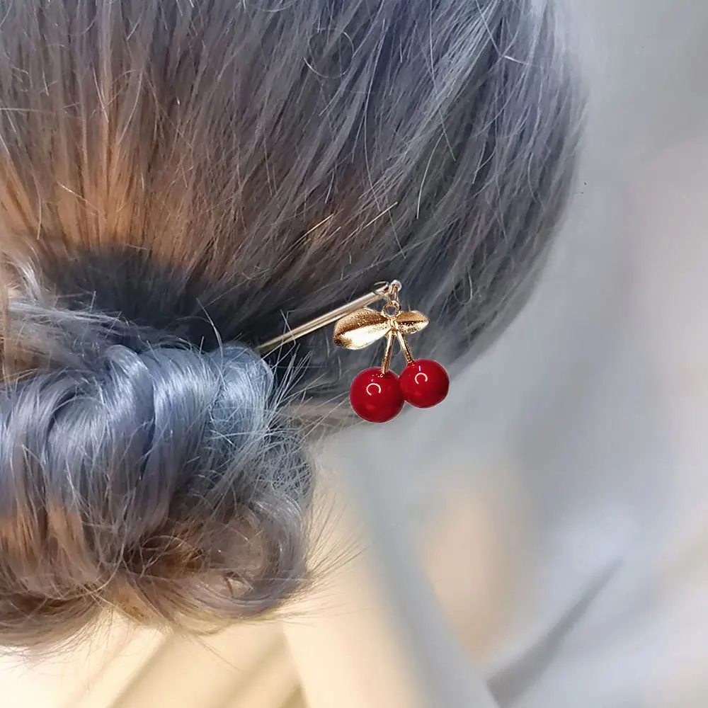 Chinese Hair Sticks Women Pearl Flower Pendant Tassel Fish Cherry Hairpins Chopsticks for Women Bridal Headwear Hair Jewelry
Chinese Hair Sticks Women Pearl Flower Pendant Tassel Fish Cherry Hairpins Chopsticks for Women Bridal Headwear Hair Jewelry