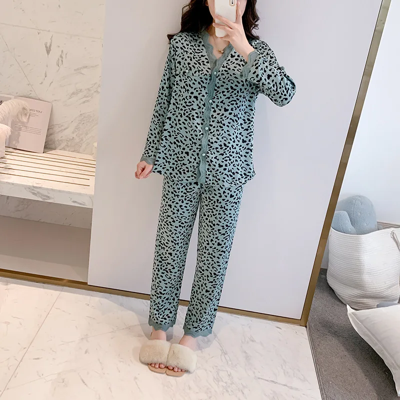 Women Blue Pajamas set Sexy Lace Shirt&Pants Long Sleeve 2PCS Sleepwear Femme Pijamas Suit Casual Sleep Set V-neck Trousers Suit
Women Blue Pajamas set Sexy Lace Shirt&Pants Long Sleeve 2PCS Sleepwear Femme Pijamas Suit Casual Sleep Set V-neck Trousers Suit