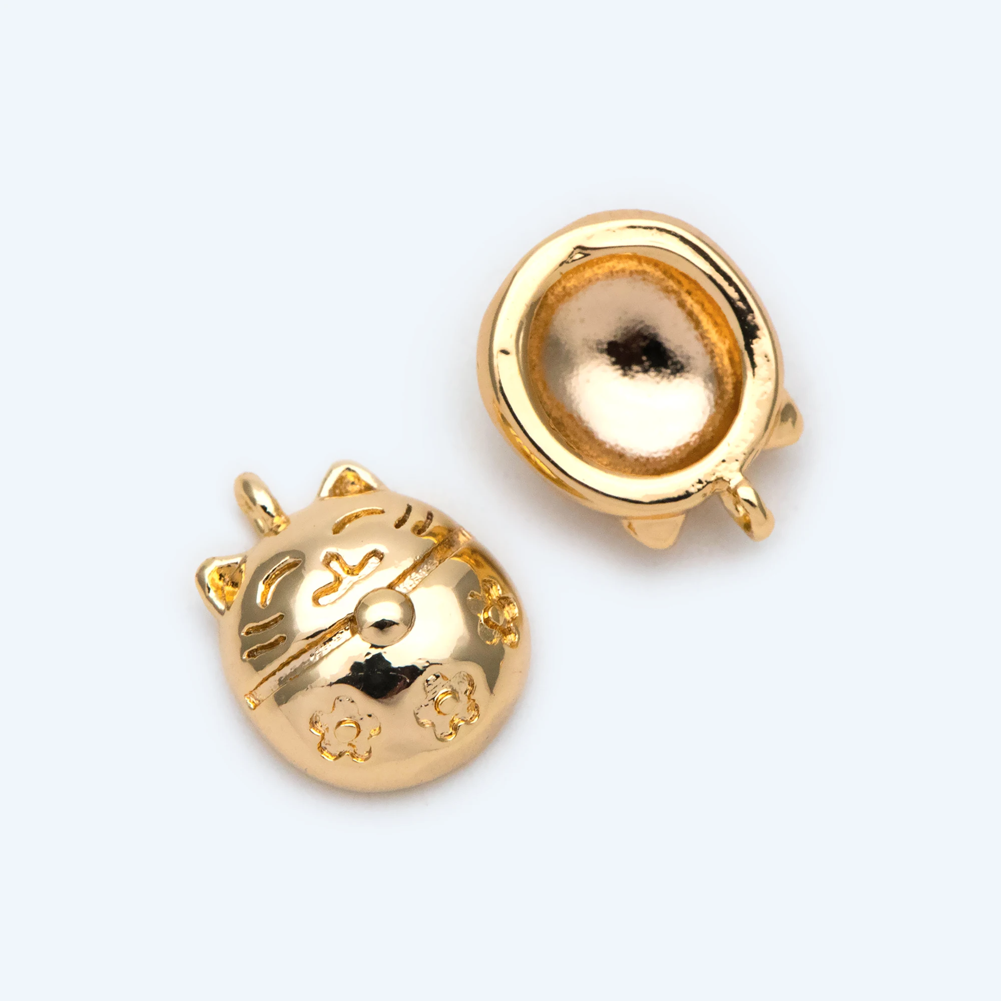 10pcs Gold Plated Brass Cat Charms 11.5mm, Lucky Cat Maneki Neko Pendants For Jewelry Making (GB-488)
10pcs Gold Plated Brass Cat Charms 11.5mm, Lucky Cat Maneki Neko Pendants For Jewelry Making (GB-488)