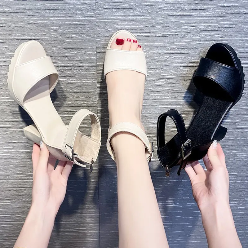 Women's Peep Toe High Heel Buckles Modern Sandals 2021 Summer Thick Bottom Ankle Bandage Paprty Ladies Casual Shoes
Women's Peep Toe High Heel Buckles Modern Sandals 2021 Summer Thick Bottom Ankle Bandage Paprty Ladies Casual Shoes