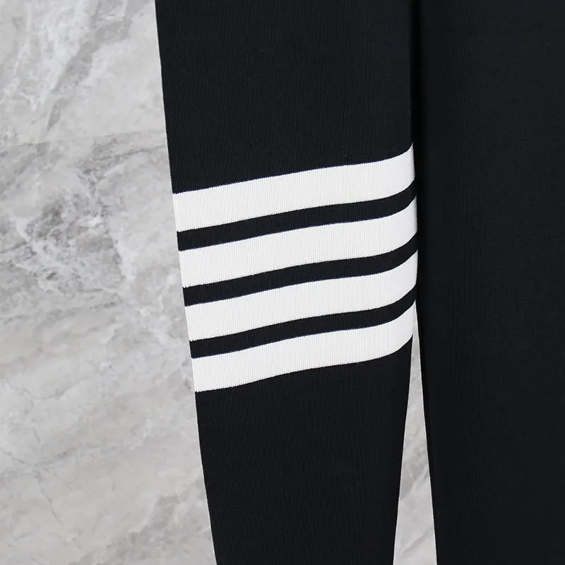 2021 Fashion TB THOM Brand Leggings Women Stretch Pants Casual Striped High Waist Pantihose Ankle-Length Cotton Elasticity Pants
2021 Fashion TB THOM Brand Leggings Women Stretch Pants Casual Striped High Waist Pantihose Ankle-Length Cotton Elasticity Pants
