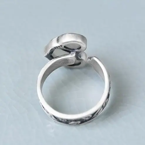 S925 Silver Hetian Jade Ring Women's Handmade Original Retro Ethnic Style Personalized Open Mouth Temperament Ring Birthday Gift
S925 Silver Hetian Jade Ring Women's Handmade Original Retro Ethnic Style Personalized Open Mouth Temperament Ring Birthday Gift