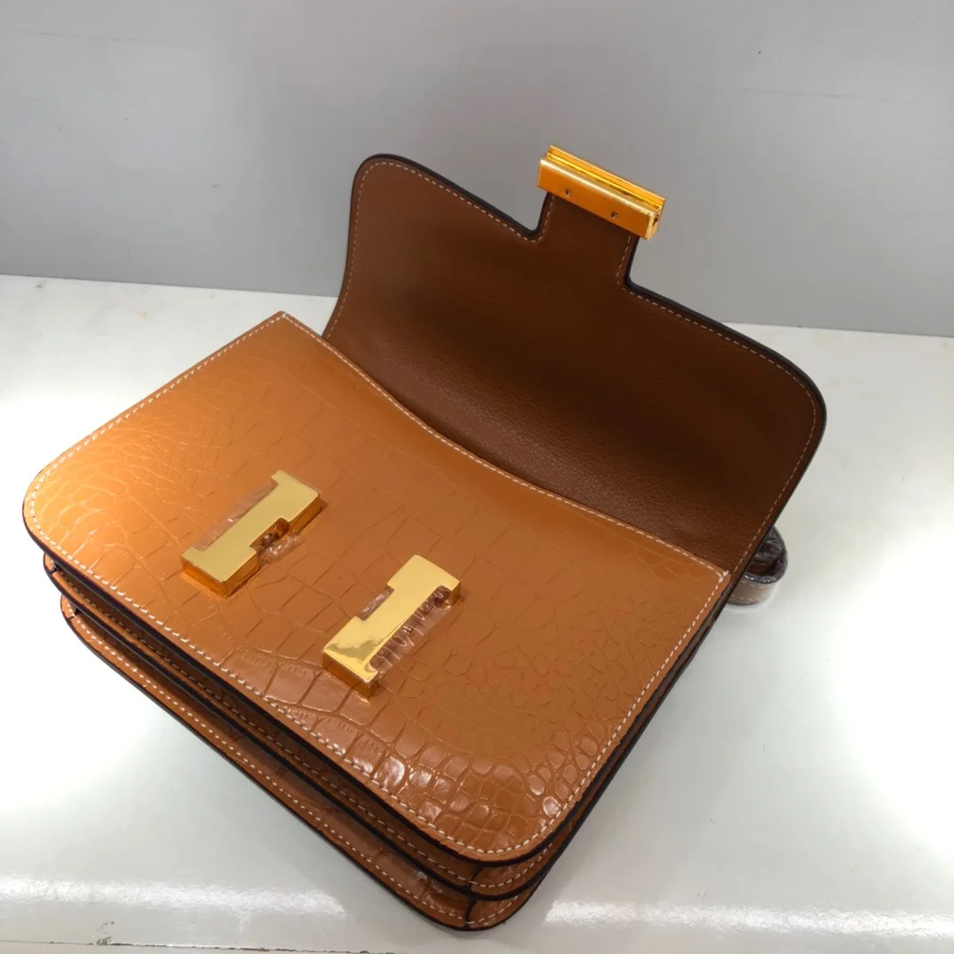 The New Style Fashion Women Top Handbag One Shoulder And Crossbody Bag Genuine Cow Leather 2021 8color 25cm 28cm
The New Style Fashion Women Top Handbag One Shoulder And Crossbody Bag Genuine Cow Leather 2021 8color 25cm 28cm