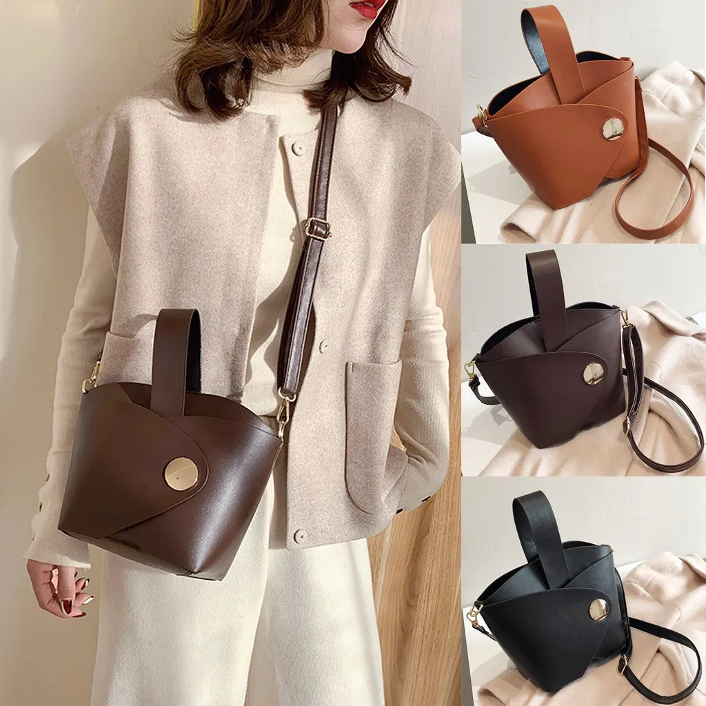 Fashion Women's Bag Shoulder Messenger Bag Solid Color Large Capacity Leather Simple Wild Unique Temperament Solid color
Fashion Women's Bag Shoulder Messenger Bag Solid Color Large Capacity Leather Simple Wild Unique Temperament Solid color