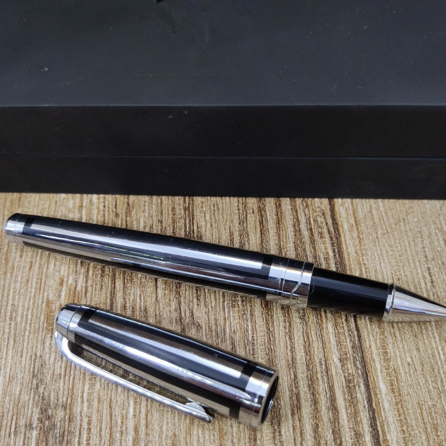 New office learning to write ballpoint pen cheap fashion famous brand ink pen with brand box
New office learning to write ballpoint pen cheap fashion famous brand ink pen with brand box