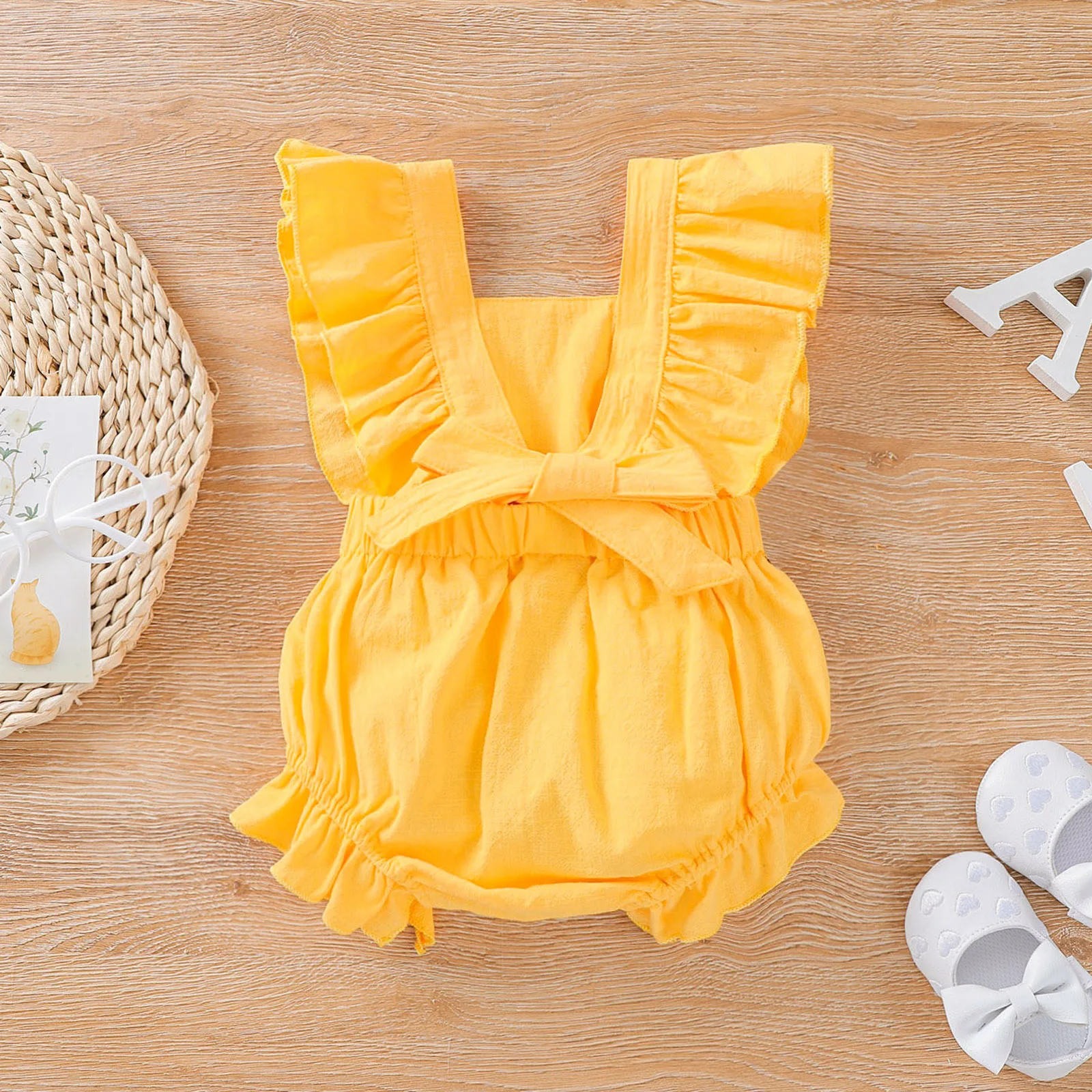 Summer Baby Cute Romper Kids Solid Color Square Neck Ruffle Fly Sleeve Bodysuit Playsuits for Girls 0-24 Months
Summer Baby Cute Romper Kids Solid Color Square Neck Ruffle Fly Sleeve Bodysuit Playsuits for Girls 0-24 Months