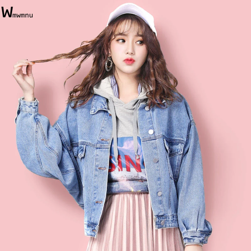 Casual Rivet Big Pocket Loose Coat Soft Fbaric Comfortable Denim Outwear Streetwear Short Turndown Collar Denim Jacket Women
Casual Rivet Big Pocket Loose Coat Soft Fbaric Comfortable Denim Outwear Streetwear Short Turndown Collar Denim Jacket Women