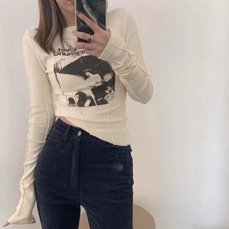 Casual Print Slim T-shirt for Women O Neck Long Sleeve Sexy Crop Top Grunge Letters Female Korean Fashion Ruched Short Tee Shirt
Casual Print Slim T-shirt for Women O Neck Long Sleeve Sexy Crop Top Grunge Letters Female Korean Fashion Ruched Short Tee Shirt