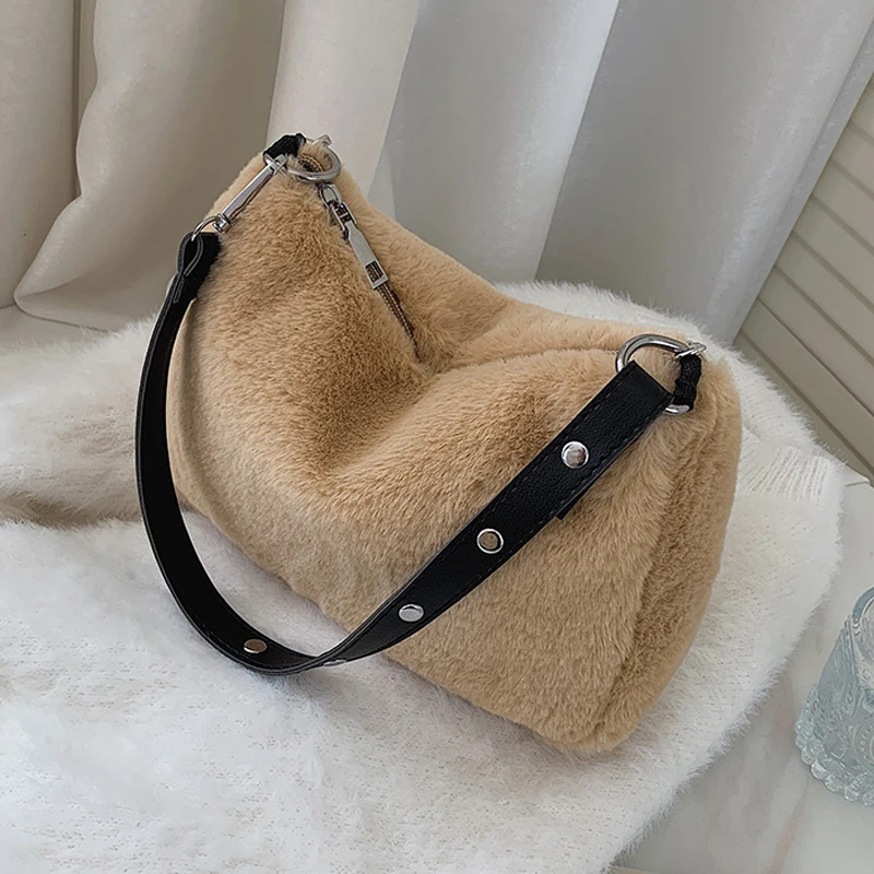 Plush Crossbody Bags for Women 2020 Women's Winter Trending Branded Shoulder Handbags and Purses Luxury Faux Fur Hand Bag
Plush Crossbody Bags for Women 2020 Women's Winter Trending Branded Shoulder Handbags and Purses Luxury Faux Fur Hand Bag