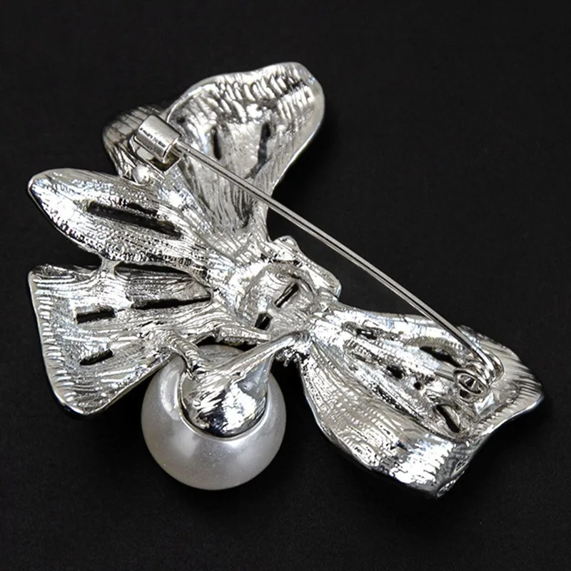 Fashion Metal Rhinestone Pearls Bow Brooches Pin Women's Suit Coat Corsage Women Brooch Jewelry For Dress
Fashion Metal Rhinestone Pearls Bow Brooches Pin Women's Suit Coat Corsage Women Brooch Jewelry For Dress