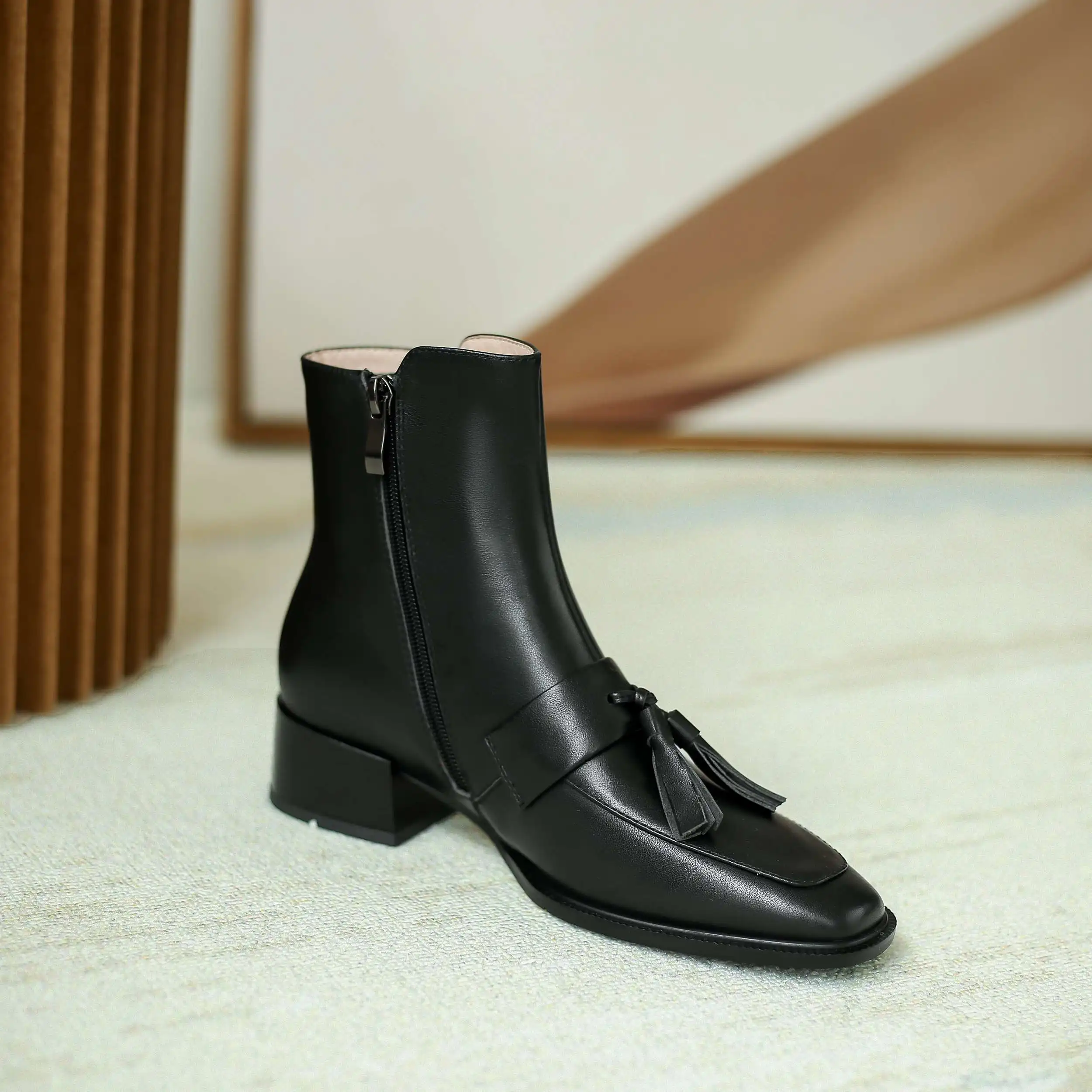 Krazing pot winter retro gladiator cow leather square toe high heel Chelsea boots fringe decoration preppy style ankle boots L19
Krazing pot winter retro gladiator cow leather square toe high heel Chelsea boots fringe decoration preppy style ankle boots L19