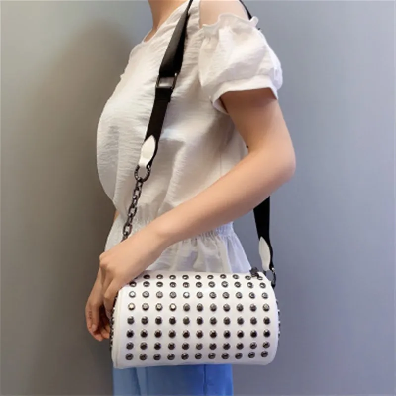 Rivet Shoulder Bags Ladies Chain Crossbody Bags For Women Bag Small Punk Messenger Bags Female
Rivet Shoulder Bags Ladies Chain Crossbody Bags For Women Bag Small Punk Messenger Bags Female