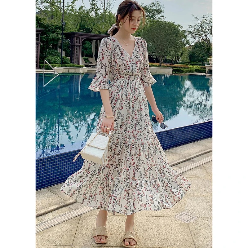 Maxi Boho Tropical Beach Vacation Dresses Women Long White Chiffon Floral Dress Summer 2021 Runway Elegant Korean Party Dresses
Maxi Boho Tropical Beach Vacation Dresses Women Long White Chiffon Floral Dress Summer 2021 Runway Elegant Korean Party Dresses