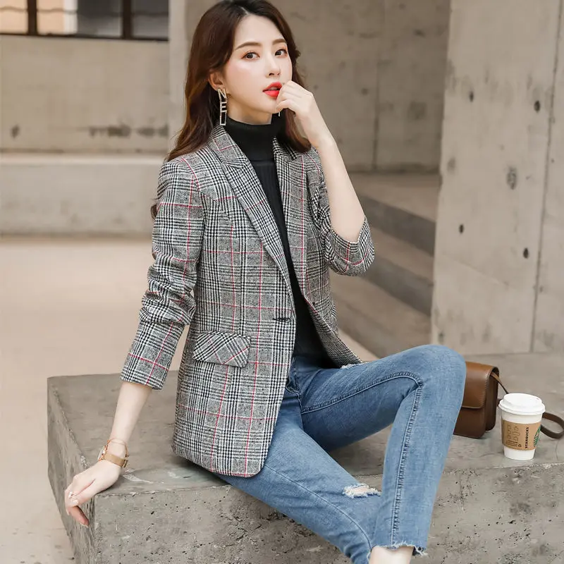 Fashion Autumn Women Plaid Blazer Jackets Work Office Ladies Suit Vintage Single Button Pockets Business Female Blazer Coat
Fashion Autumn Women Plaid Blazer Jackets Work Office Ladies Suit Vintage Single Button Pockets Business Female Blazer Coat