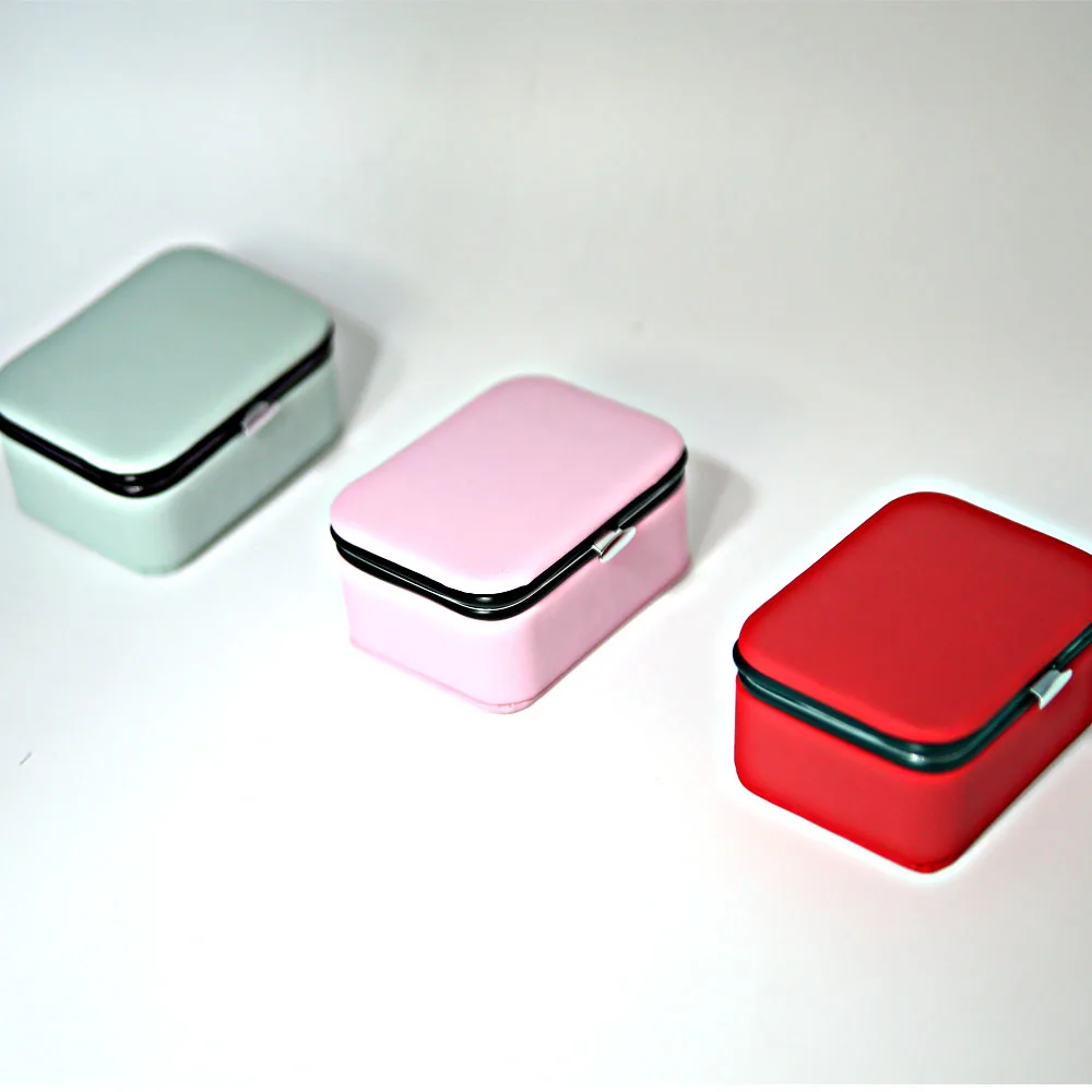 Jewelry Box European Jewelry Storage Box Large Space Jewelry Holder Storage Box Beauty Container Necklace Gift box
Jewelry Box European Jewelry Storage Box Large Space Jewelry Holder Storage Box Beauty Container Necklace Gift box