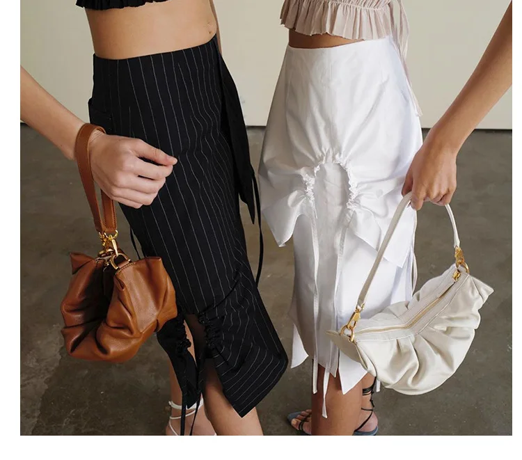 Solid Color PU Leather Pleated Hobos Cloud Shoulder Bags For Women 2021 Fashion Handbags Female Travel Luxury Bag
Solid Color PU Leather Pleated Hobos Cloud Shoulder Bags For Women 2021 Fashion Handbags Female Travel Luxury Bag