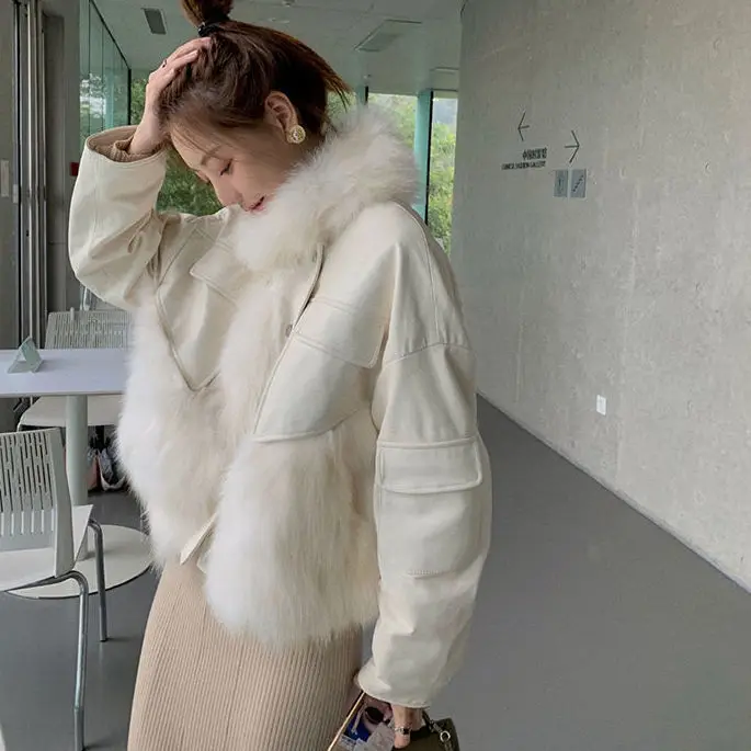 Women 2021 Winter New Artificial Fur Coat Female Plush Jacket Ladies Thick Warm Faux Fur Patchwork Coats Casual Outwear C479
Women 2021 Winter New Artificial Fur Coat Female Plush Jacket Ladies Thick Warm Faux Fur Patchwork Coats Casual Outwear C479