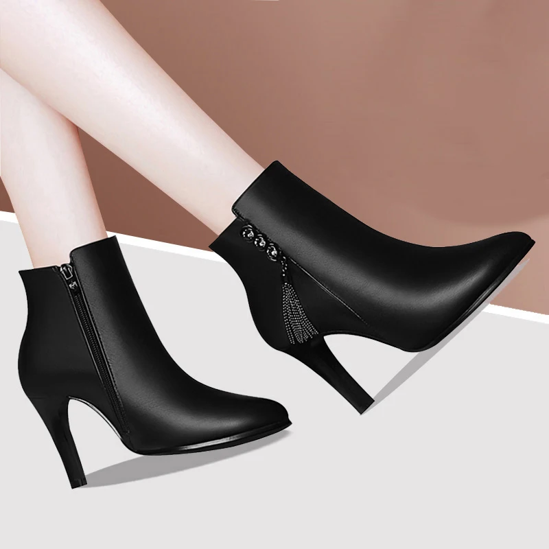 Red High-Heeled Stiletto Short Boots With Rhinestone Chain Tassel Ankle Boots Side Zipper Banquet Boots Rivet Metal Tassel
Red High-Heeled Stiletto Short Boots With Rhinestone Chain Tassel Ankle Boots Side Zipper Banquet Boots Rivet Metal Tassel